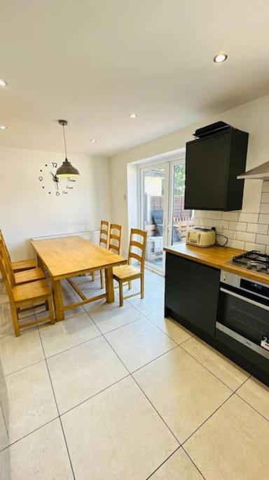 Stunning 3 Bed House Sleeps6 Villa Nottingham Exterior foto